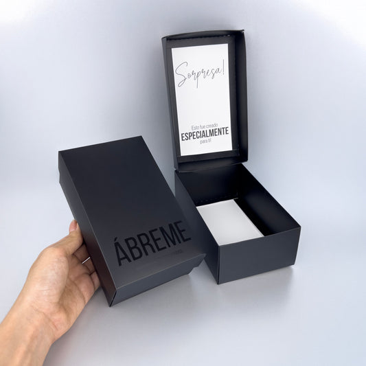 Caja con tapa pequeña